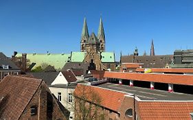 Mel&Bens City-Apartment Domblick Marktplatz